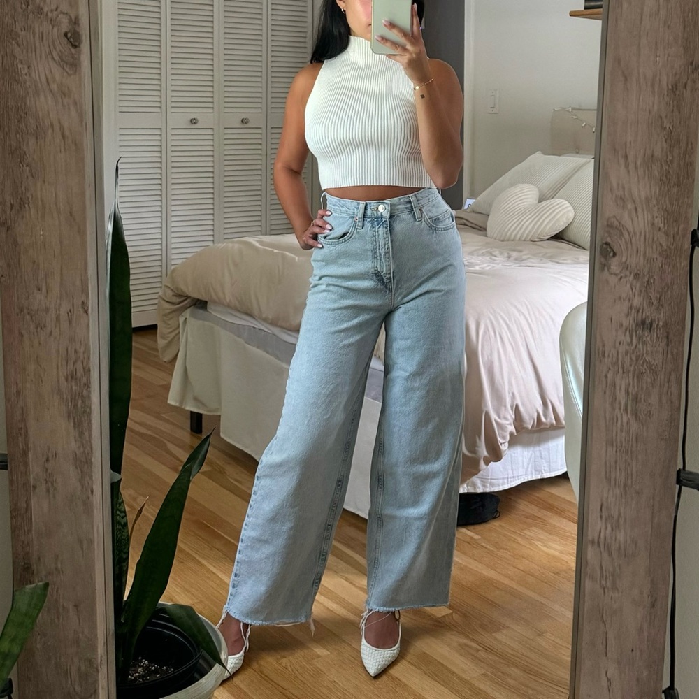 ❌SOLD❌ TOPSHOP - High Waisted Wide Leg Jeans